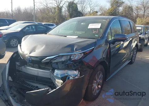 2025 Toyota Sienna Xle/Xle 8 Passenger z USA, uszkodzony, nr VIN 5TDYRKEC9SS238565